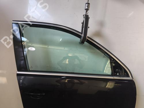 right-front-door-vw-tiguan-5n_-2007-2008-2009-2010-2011-2012-2013-2014-2015-2016-2017-2018-37032080 main image