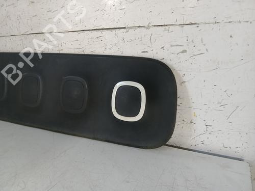 Dørliste Dørliste CITROËN C3 III (SX) 1.2 THP 110 (SXHNPS, SXHNZT, SXHNZ6) (110 hp) 36894305 36894305