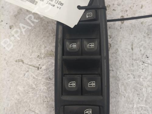 Used Switch Switch RENAULT MEGANE III Hatchback (BZ0/1_, B3_) 1.9 dCi (BZ0N, BZ0J) (131 hp) 25603098 25603098