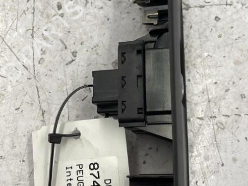 Used Switch PEUGEOT 208 I (CA_, CC_) 1.0 VTi (68 hp) 22835316