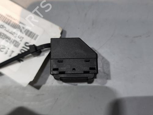 Right rear window switch VW PASSAT B5.5 Variant (3B6) 1.9 TDI | BP29286137I28 