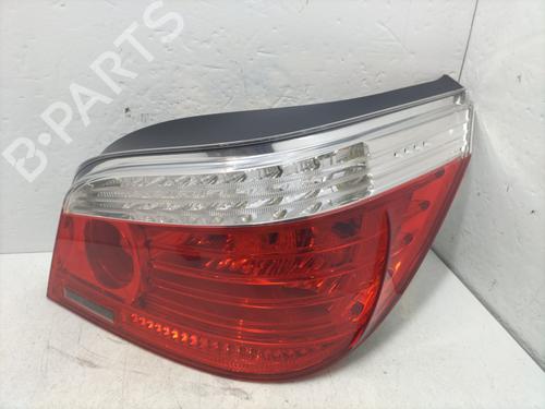 Feu arrière droit BMW 5 (E60) 535 d (286 hp) 32103367