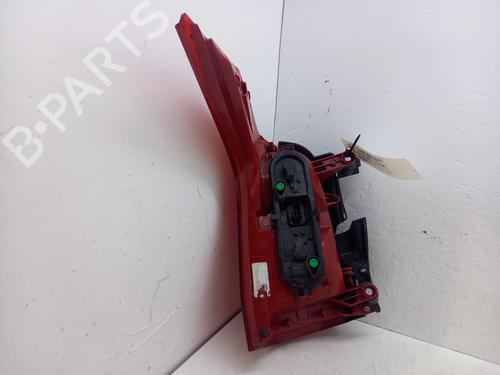 Right taillight PEUGEOT 5008 (0U_, 0E_) 1.6 HDi | BP32041786C35