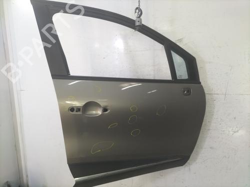 Used Right front door RENAULT CAPTUR I (J5_, H5_) 1.5 dCi 90 (J5N4, J5M5, J5MW, J5M6, J5AL, J5AJ) (90 hp) 31143784