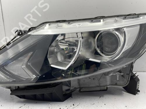 Left headlight NISSAN QASHQAI II (J11, J11_) 1.5 dCi | BP22842596C28 