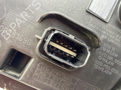 Right headlight RENAULT CLIO V (B7_) 1.0 TCe 100 (B7MT) | BP33748189C29 - Image 4