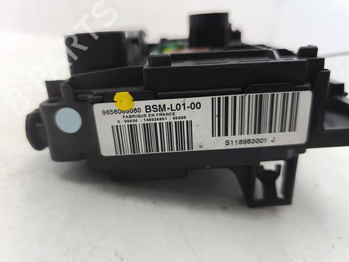 Fuse box PEUGEOT 407 (6D_) 2.0 HDi 135 (6DRHRH, 6DRHRE, 6DRHRG, 6DRHRJ) | BP28369966E1
