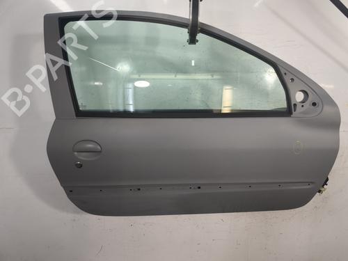 Used Right front door PEUGEOT 206+ (2L_, 2M_) 1.1 (60 hp) 24637026