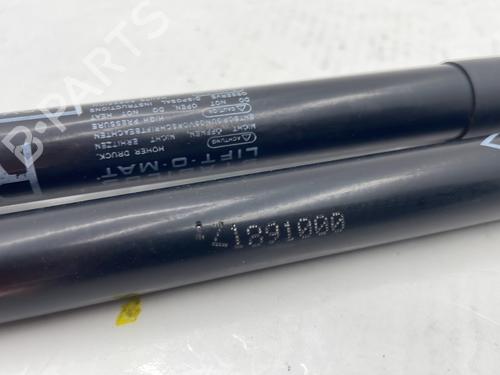 tailgate-lift-support-toyota-verso-_r2_-2009-2010-2011-2012-2013-2014-2015-2016-2017-2018-32703870 main image