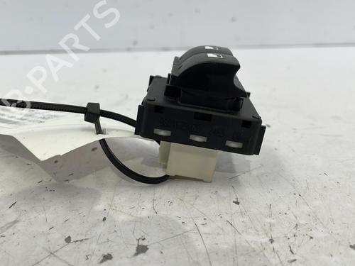 Used Switch CITROËN C4 CACTUS 1.6 BlueHDi 100 (99 hp) 22830332