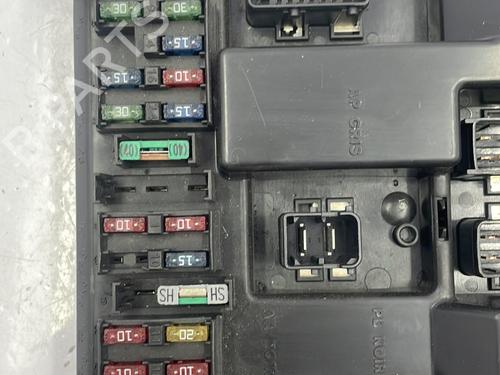 Used Fuse box PEUGEOT 307 (3A/C) 1.6 16V (109 hp) 22830273