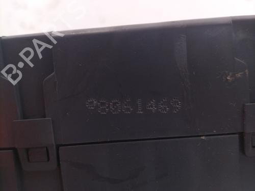 Fuse box PEUGEOT 308 I (4A_, 4C_) 1.4 16V | BP22846962E1