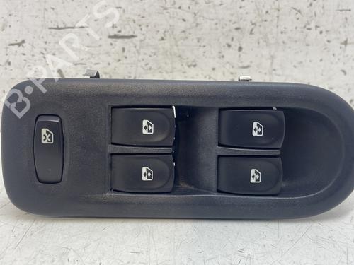 Used Switch RENAULT CLIO III Grandtour (KR0/1_) 1.5 dCi (88 hp) 28004399