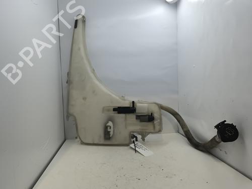 Used Windscreen washer tank BMW 3 (E90) 318 d (143 hp) 29339015