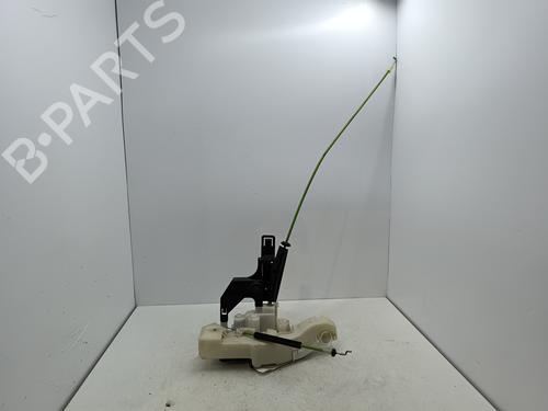 Vergrendeling links voor LANCIA YPSILON (843_) 1.2 (843.AXA1A) (60 hp) 30497482