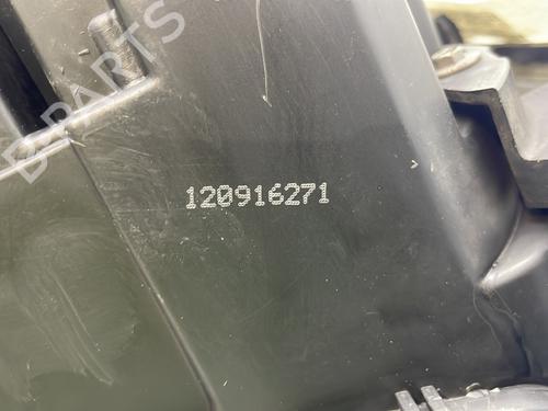 Used Left headlight Left headlight LAND ROVER RANGE ROVER SPORT I (L320) 3.0 D 4x4 (211 hp) 33127052 33127052