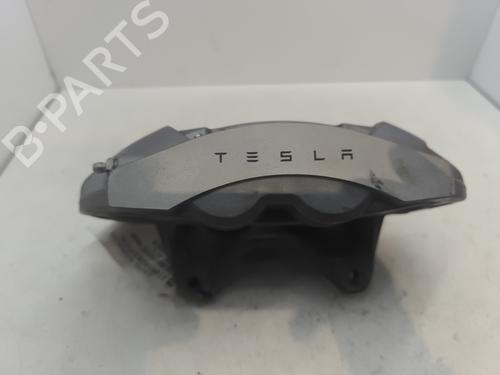 Used Left front brake caliper TESLA MODEL 3 (5YJ3) EV (238 hp) 30378829