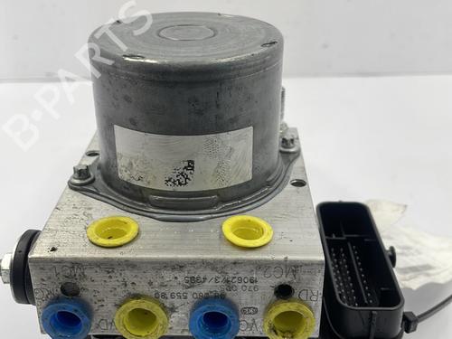 Used ABS pump ABS pump PEUGEOT 308 II (LB_, LP_, LW_, LH_, L3_) 1.5 BlueHDI 100 (102 hp) 22831011 22831011