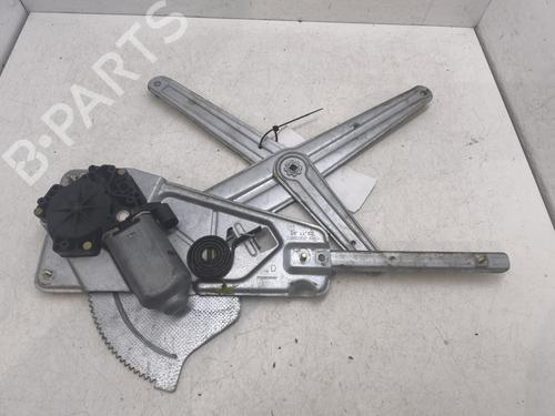 Rudehejsemekanisme Højre foran RENAULT TWINGO I (C06_) 1.2 (C063, C064) (55 hp) 32231658