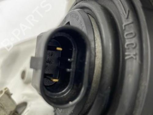 Used Left headlight TOYOTA COROLLA Verso (_E12_) 2.0 D-4D (CDE120_, CDE120R) (90 hp) 22833142