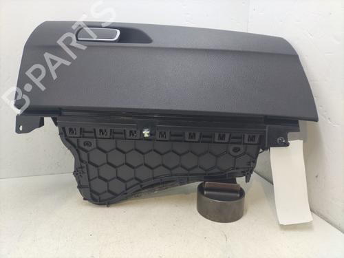 Vano posta oggetti BMW 1 (F21) 120 d (184 hp) 32341312