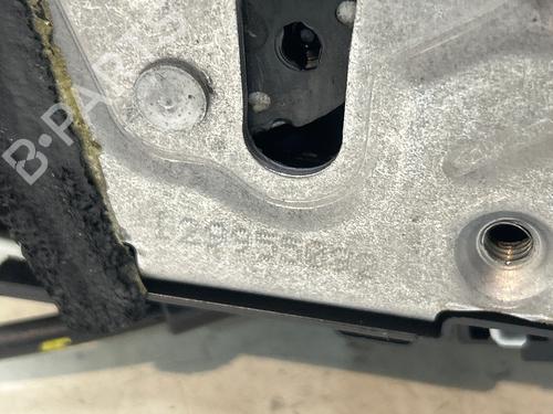 Front left lock RENAULT TRAFIC III Van (FG_) 2.0 dCi 120 (FGMN) | BP37661331C98 - Image 3