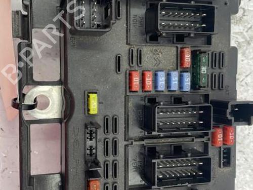 Used Fuse box Fuse box PEUGEOT 206+ (2L_, 2M_) 1.4 i (2LKFWA, 2MKFWA) (75 hp) 22839545 22839545