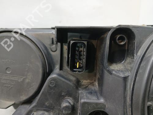 right-headlight-citroen-c4-picasso-ii-2013-34260845 main image