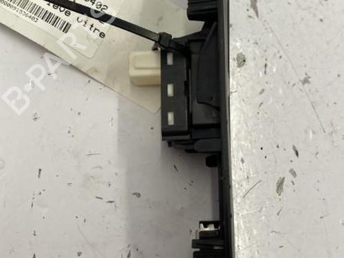 Used Right front window switch Right front window switch PEUGEOT 2008 II (UD_, US_, UY_, UJ_, UR_, UC_) 1.2 PureTech 130 (USHNS, URHNS) (130 hp) 22839560 22839560