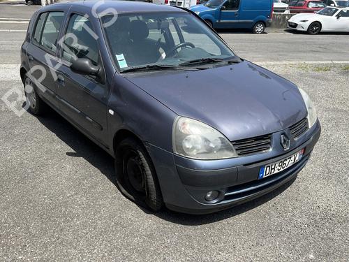Brugte RENAULT CLIO II (BB_, CB_) 1.5 dCi (B/CB08) (82 hp) 4226789