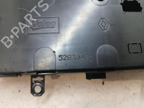 Used Climate control Climate control 38030025 38030025