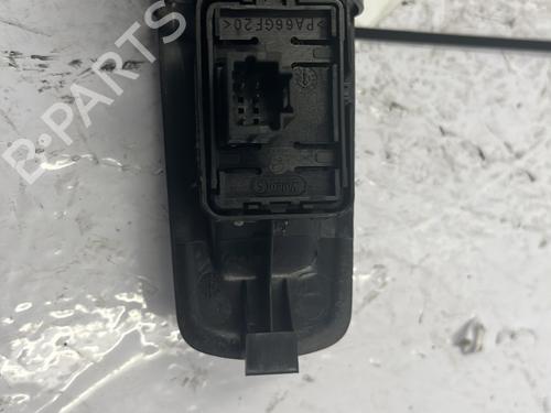 right-rear-window-switch-renault-megane-iii-hatchback-bz01_-b3_-2008-24474629 main image