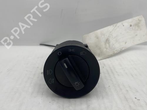 Interruttore luci VW POLO IV (9N_, 9A_) 1.4 TDI (70 hp) 32008904