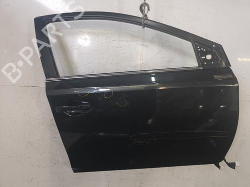 Dør høyre foran TOYOTA AURIS (_E18_) 1.8 Hybrid (ZWE186_, ZWE186R) (136 hp) 31695161