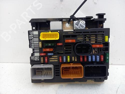 Used Fuse box PEUGEOT 407 (6D_) 2.0 HDi 135 (6DRHRH, 6DRHRE, 6DRHRG, 6DRHRJ) (136 hp) 29339041