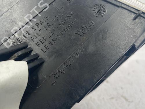 Used Left front indicator Left front indicator SEAT INCA (6K9) 1.9 SDI (64 hp) 25700648 25700648