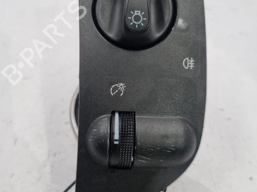 Used Headlight switch VW POLO III (6N1) 60 1.4 (60 hp) 22827554