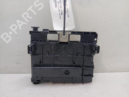 Caja reles / fusibles Caja reles / fusibles 38008990 38008990