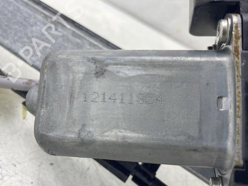 Used Front left window mechanism Front left window mechanism RENAULT KANGOO / GRAND KANGOO II (KW0/1_) 1.5 dCi 75 (KW07, KW10, KW04) (75 hp) 32404872 32404872