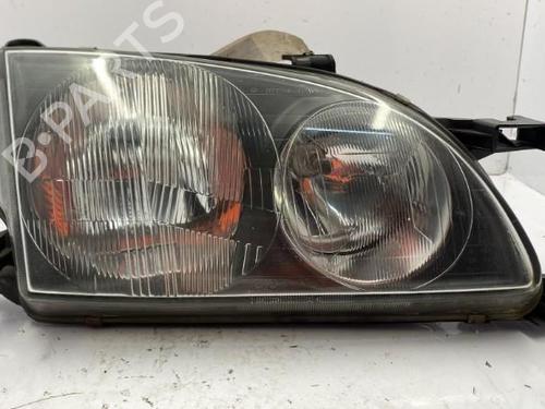 Used Right headlight Right headlight TOYOTA AVENSIS Liftback (_T22_) 1.8 i (AT221_, AT221R) (110 hp) 22835907 22835907