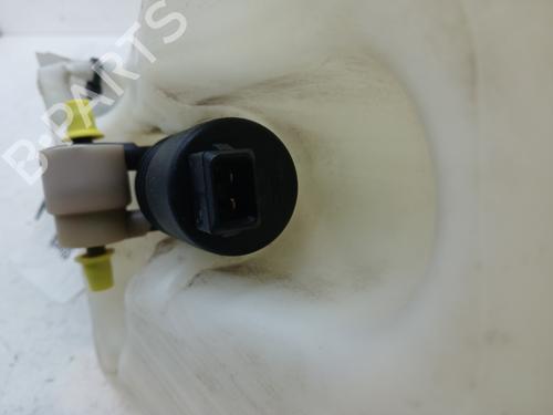 Zbiornik płynu spryskiwaczy VW TRANSPORTER T4 Bus (70B, 70C, 7DB, 7DK, 70J, 70K, 7DC, 7DJ) 2.5 TDI | BP29894064C113 