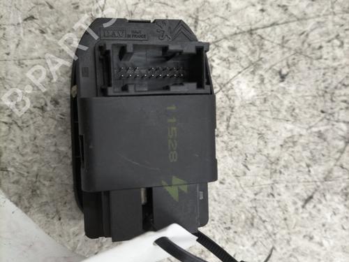 Used Left front window switch Left front window switch RENAULT KANGOO (KC0/1_) D 55 1.9 (KC0D) (54 hp) 24894407 24894407