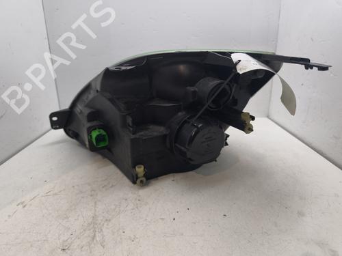 Used Right headlight Right headlight FORD FIESTA V (JH_, JD_) 1.3 (69 hp) 31068033 31068033