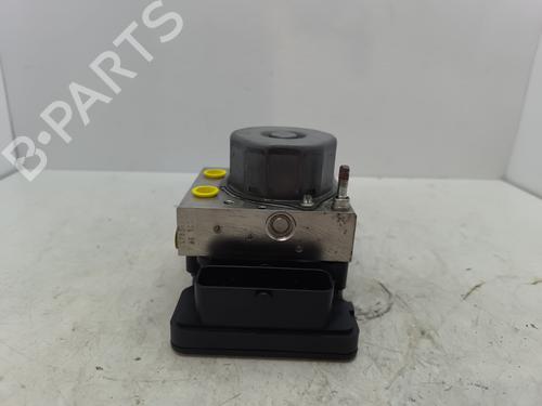 Bremsaggregat ABS für TOYOTA AURIS (_E18_) 2.0 D-4D (ADE186_, ADE186R) (124 hp) 30465760