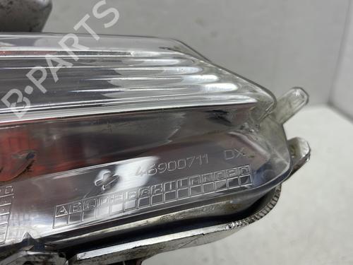 Right front fog light PEUGEOT 508 SW I (8E_) 2.0 HDi | BP31987838C31