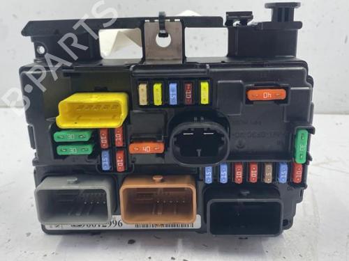 Used Fuse box Fuse box CITROËN C3 II (SC_) 1.4 HDi 70 (SC8HZC, SC8HR0, SC8HP4) (68 hp) 22841965 22841965