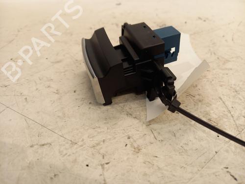 Used Switch Switch PEUGEOT 308 II (LB_, LP_, LW_, LH_, L3_) 2.0 GT BlueHDi 180 (181 hp) 23829409 23829409