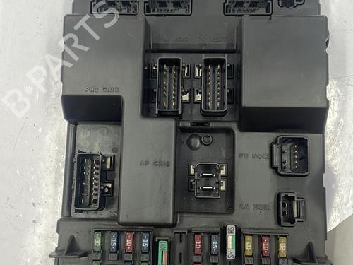 Used Fuse box Fuse box PEUGEOT 307 (3A/C) 1.6 16V (109 hp) 22830273 22830273