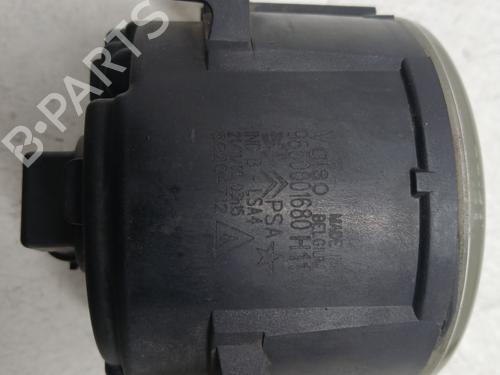 Used Right front fog light Right front fog light 30045681 30045681