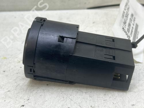Headlight switch SKODA SUPERB I (3U4) 1.9 TDI | BP40018527I24 - Image 4